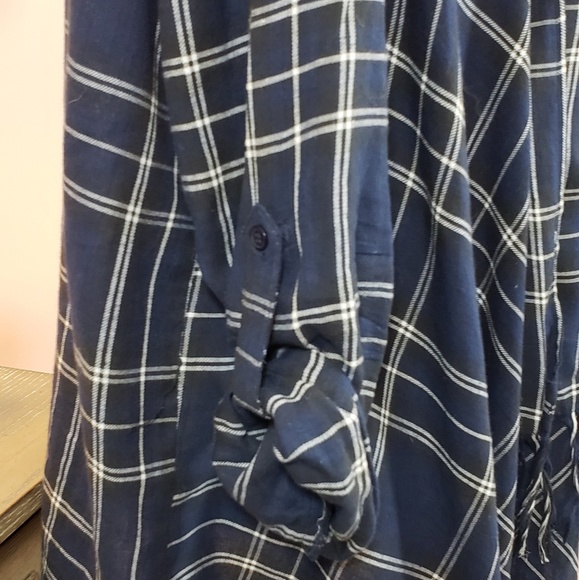 En Creme plaid fringe kimono medium - Picture 6 of 6